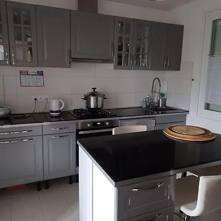 Holiday home Maison 3 Proche Du Chateau De Versailles